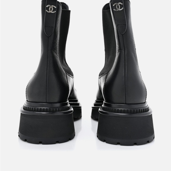 CHANEL Black Ankle Chealsea Boots - Picture 4 of 9